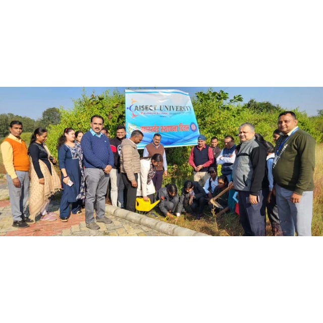 झारखंड स्थापना दिवस को लेकर आईसेक्ट विश्वविद्यालय में  किया गया पौधारोपण