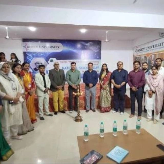 विज्ञान की रोशनी, भविष्य की नई कहानी!