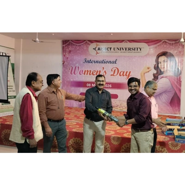 आईसेक्ट विश्वविद्यालय में अंतरराष्ट्रीय महिला दिवस धूमधाम से मनाया गया