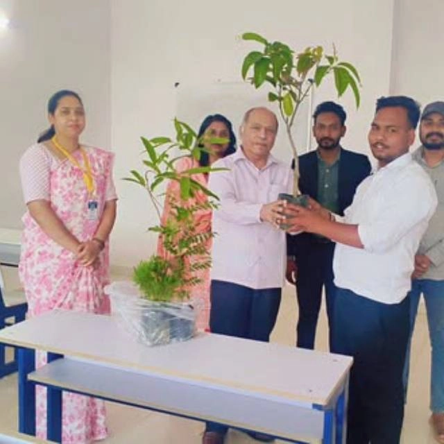 विश्व पर्यावरण दिवस के अवसर पर राष्ट्रीय सेवा योजना (एनएसएस), आईसेक्ट विश्वविद्यालय, हजारीबाग द्वारा पर्यावरण संरक्षण एवं हरित भविष्य के निर्माण के संकल्प को आगे बढ़ाते